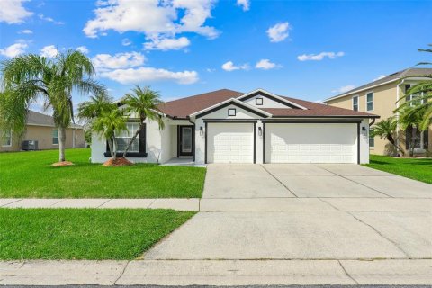 House in Orlando, Florida 4 bedrooms, 205.13 sq.m. № 2396233 - photo 2
