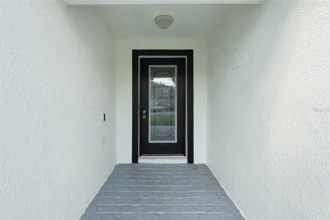 House in Orlando, Florida 4 bedrooms, 205.13 sq.m. № 2396233 - photo 9