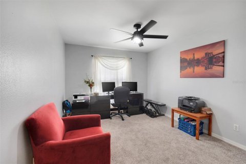 House in Orlando, Florida 4 bedrooms, 205.13 sq.m. № 2396233 - photo 12
