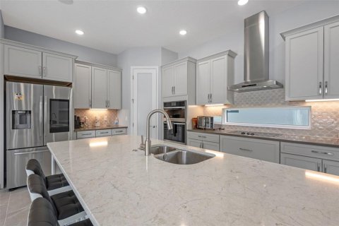 House in Davenport, Florida 3 bedrooms, 185.8 sq.m. № 1855487 - photo 10