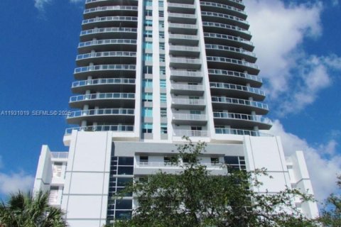 Copropriété à louer à Fort Lauderdale, Floride: 2 chambres, 107.3 m2 № 1989756 - photo 1