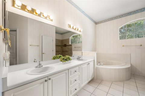 Купить виллу или дом в Гейнсвилл, Флорида 3 комнаты, 324.79м2, № 2324773 - фото 21