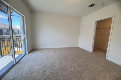 Townhouse in Homestead, Florida 3 bedrooms, 171.59 sq.m. № 2066435 - photo 20