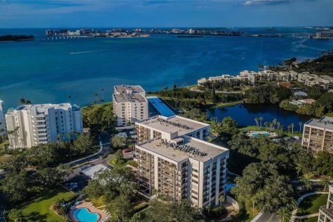 Condo à Belleair, Floride, 3 chambres  № 2425814