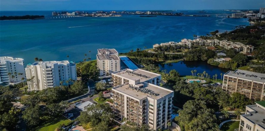 Condo à Belleair, Floride, 3 chambres № 2425814