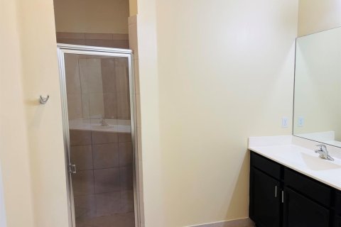 Villa ou maison à louer à Port St. Lucie, Floride: 3 chambres, 153.2 m2 № 2279047 - photo 15