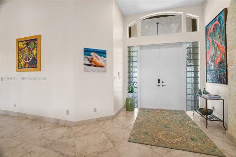 House in Weston, Florida 5 bedrooms, 333.33 sq.m. № 2004118 - photo 8