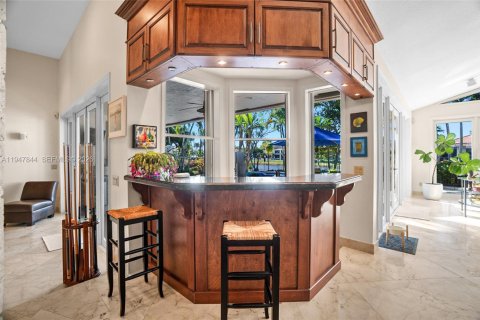 House in Weston, Florida 5 bedrooms, 333.33 sq.m. № 2004118 - photo 25