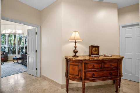 House in Weston, Florida 5 bedrooms, 333.33 sq.m. № 2004118 - photo 30