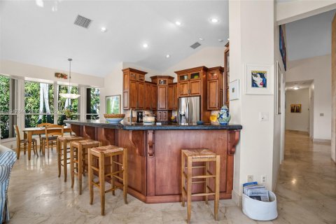 House in Weston, Florida 5 bedrooms, 333.33 sq.m. № 2004118 - photo 19