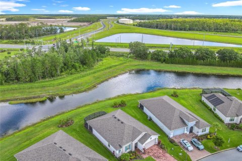 House in Kissimmee, Florida 3 bedrooms, 160.72 sq.m. № 1801888 - photo 6