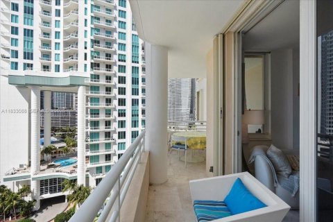 Купить кондоминиум в Майами, Флорида 1 спальня, 72.46м2, № 1953929 - фото 25