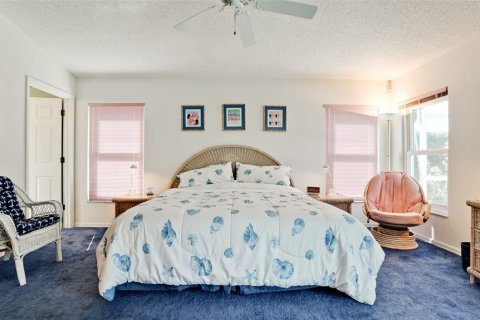 House in Bradenton, Florida 3 bedrooms, 134.99 sq.m. № 1813495 - photo 28