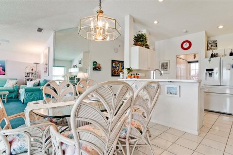 House in Bradenton, Florida 3 bedrooms, 134.99 sq.m. № 1813495 - photo 5