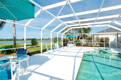 House in Bradenton, Florida 3 bedrooms, 134.99 sq.m. № 1813495 - photo 16