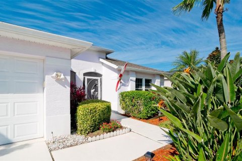 House in Bradenton, Florida 3 bedrooms, 134.99 sq.m. № 1813495 - photo 9