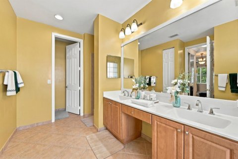 House in West Palm Beach, Florida 5 bedrooms, 256.04 sq.m. № 2409534 - photo 25