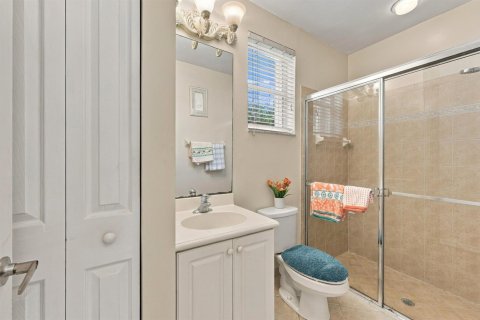 House in West Palm Beach, Florida 5 bedrooms, 256.04 sq.m. № 2409534 - photo 28