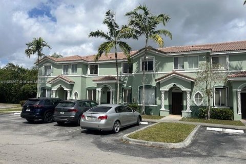 Купить таунхаус в Хомстед, Флорида 3 спальни, 120.96м2, № 1979299 - фото 17