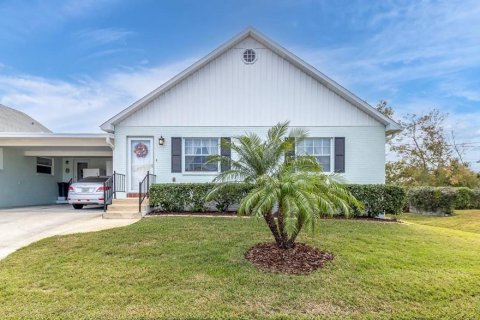 Copropriété à vendre à New Port Richey, Floride: 2 chambres, 104.42 m2 № 1723868 - photo 1