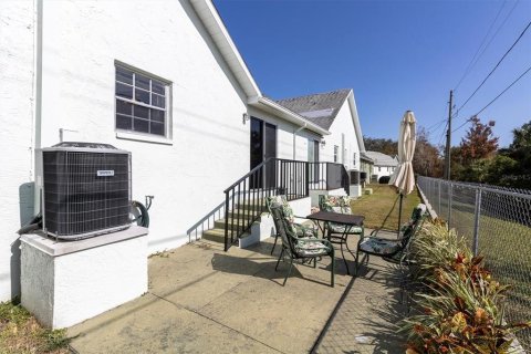 Copropriété à vendre à New Port Richey, Floride: 2 chambres, 104.42 m2 № 1723868 - photo 23