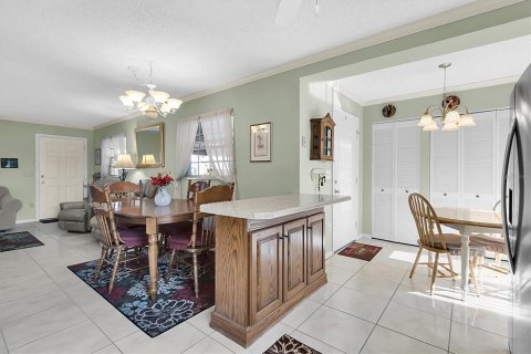 Copropriété à vendre à New Port Richey, Floride: 2 chambres, 104.42 m2 № 1723868 - photo 9