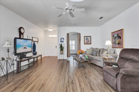 Villa ou maison à vendre à DeLand, Floride: 3 chambres, 143.72 m2 № 1838377 - photo 9