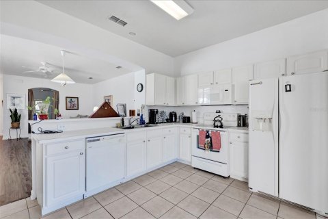 Villa ou maison à vendre à DeLand, Floride: 3 chambres, 143.72 m2 № 1838377 - photo 11