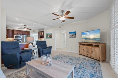 Condo in Sarasota, Florida, 3 bedrooms  № 2099792 - photo 11