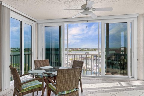 Condo in Sarasota, Florida, 3 bedrooms  № 2099792 - photo 26