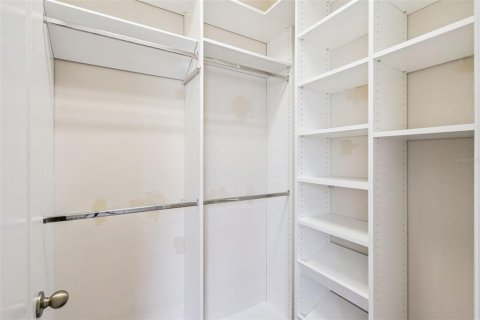 Купить виллу или дом в Уинтер-Гарден, Флорида 9 комнат, 254.74м2, № 2203575 - фото 26