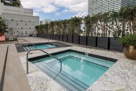 Condominio en venta en Miami, Florida, 2 dormitorios, 101.08 m2 № 2012731 - foto 18