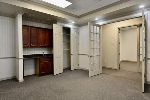 Propiedad comercial en alquiler en Port Charlotte, Florida, 5658.58 m2 № 1147905 - foto 25