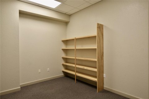 Propiedad comercial en alquiler en Port Charlotte, Florida, 5658.58 m2 № 1147905 - foto 11