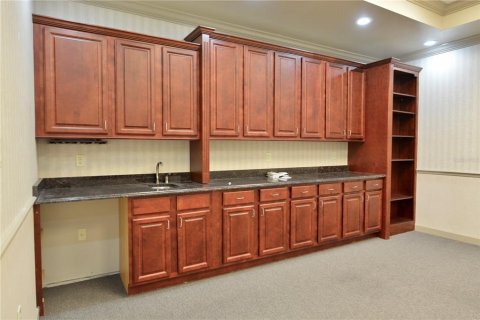 Propiedad comercial en alquiler en Port Charlotte, Florida, 5658.58 m2 № 1147905 - foto 27