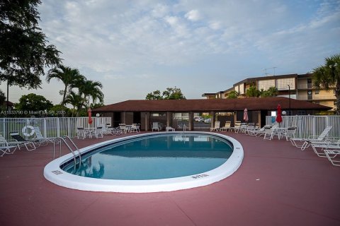 Copropriété à louer à Lauderdale Lakes, Floride: 2 chambres, 94.85 m2 № 1934717 - photo 18