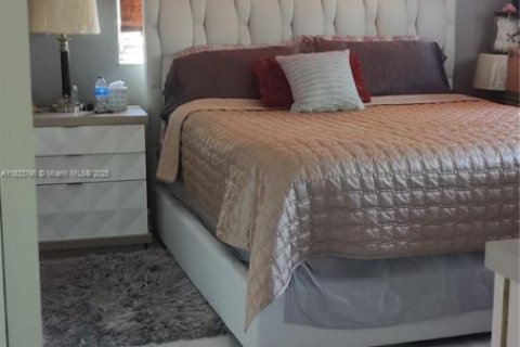 Copropriété à louer à Lauderdale Lakes, Floride: 2 chambres, 94.85 m2 № 1934717 - photo 3