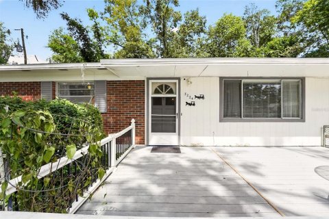 House in Gainesville, Florida 3 bedrooms, 163.88 sq.m. № 2377844 - photo 3