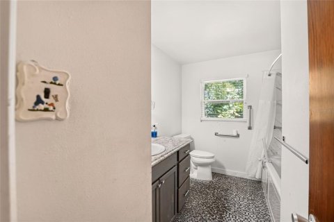 House in Gainesville, Florida 3 bedrooms, 163.88 sq.m. № 2377844 - photo 29