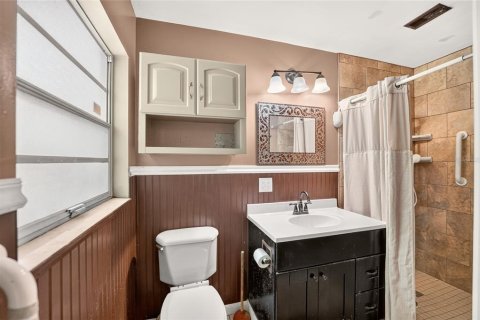 House in Gainesville, Florida 3 bedrooms, 163.88 sq.m. № 2377844 - photo 26