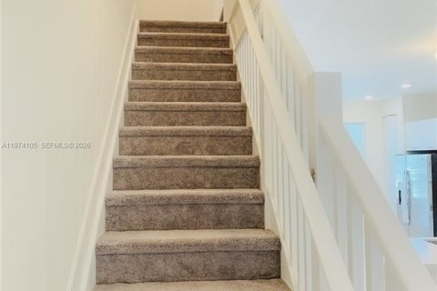 Condo in Doral, Florida, 3 bedrooms in LANDMARK  № 2036382 - photo 7