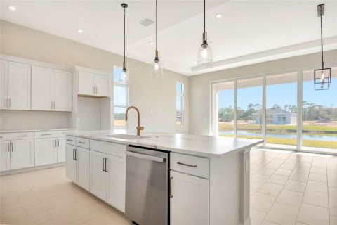 Villa ou maison à vendre à DeLand, Floride: 4 chambres, 197.79 m2 № 1904901 - photo 5