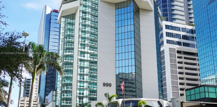 Oficina en Miami, Florida № 1011880