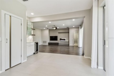 Villa ou maison à vendre à Land O' Lakes, Floride: 5 chambres, 318.1 m2 № 1567659 - photo 13