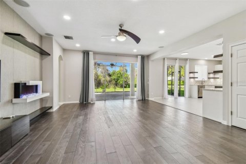 Villa ou maison à vendre à Land O' Lakes, Floride: 5 chambres, 318.1 m2 № 1567659 - photo 9