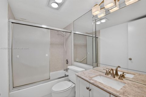 Copropriété à vendre à Lake Worth, Floride: 3 chambres, 108.42 m2 № 2084441 - photo 26