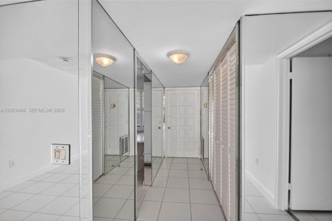 Copropriété à vendre à Lake Worth, Floride: 3 chambres, 108.42 m2 № 2084441 - photo 9