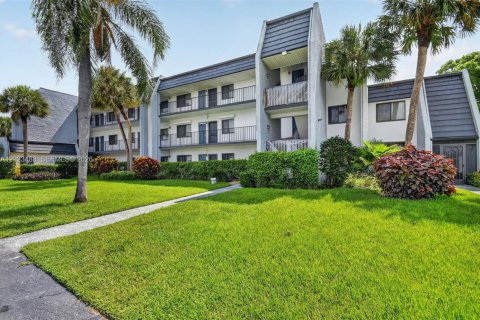 Copropriété à vendre à Lake Worth, Floride: 3 chambres, 108.42 m2 № 2084441 - photo 2