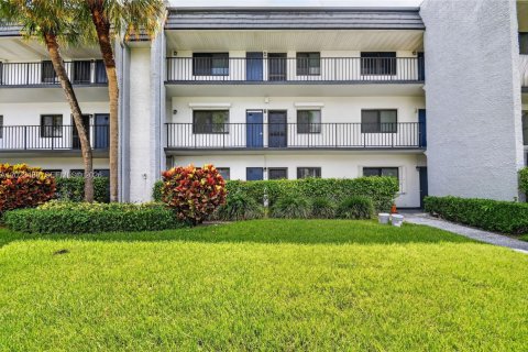 Copropriété à vendre à Lake Worth, Floride: 3 chambres, 108.42 m2 № 2084441 - photo 4