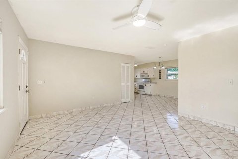 Villa ou maison à vendre à Sarasota, Floride: 4 chambres, 104.05 m2 № 2284405 - photo 7